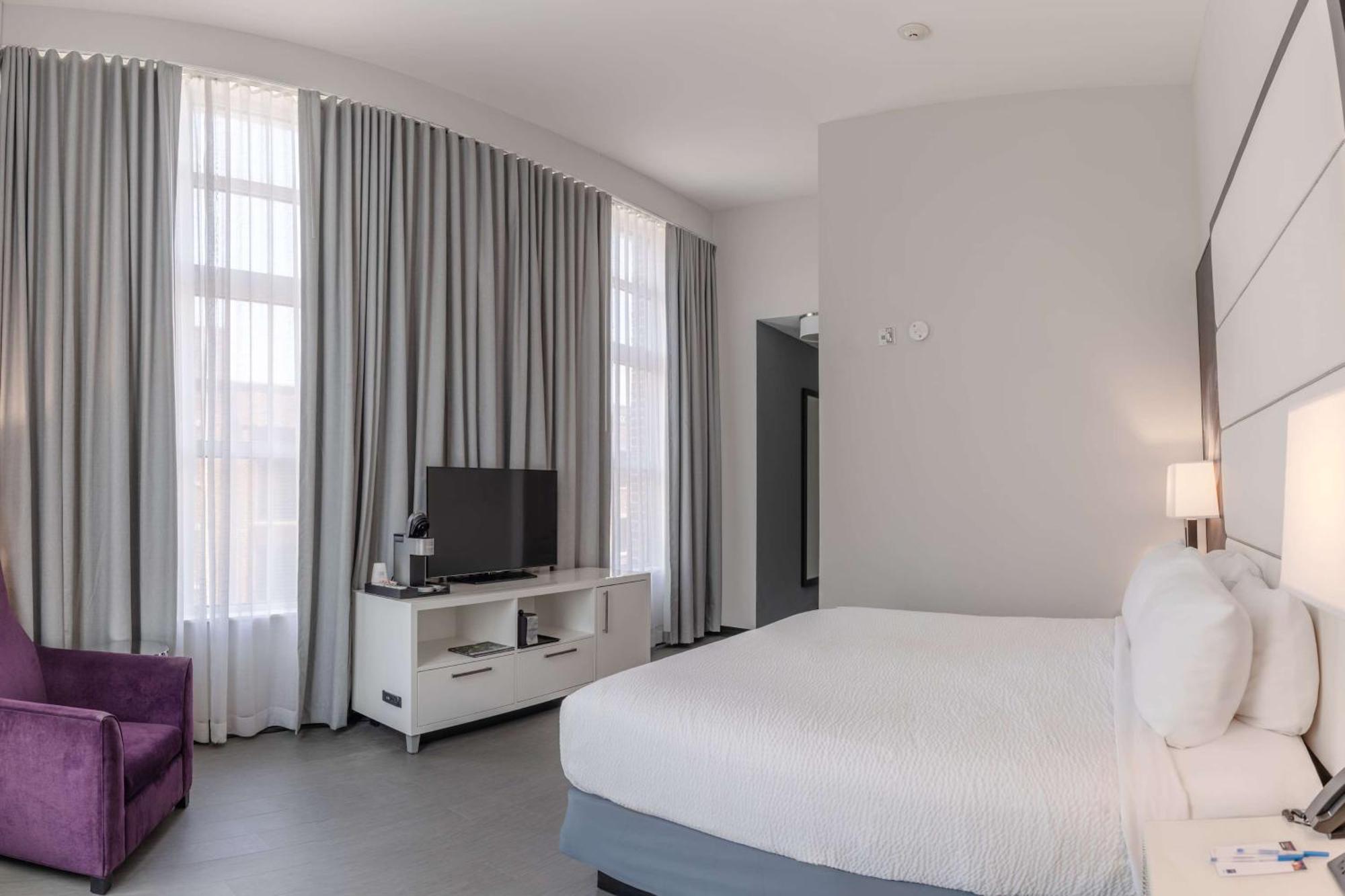 Tryp By Wyndham Savannah Ngoại thất bức ảnh