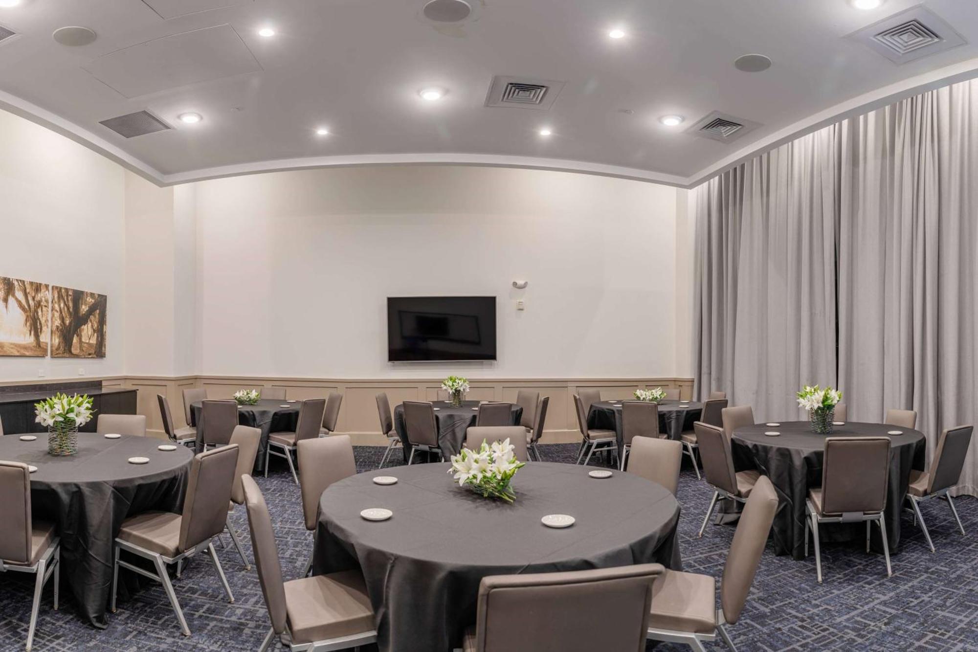 Tryp By Wyndham Savannah Ngoại thất bức ảnh