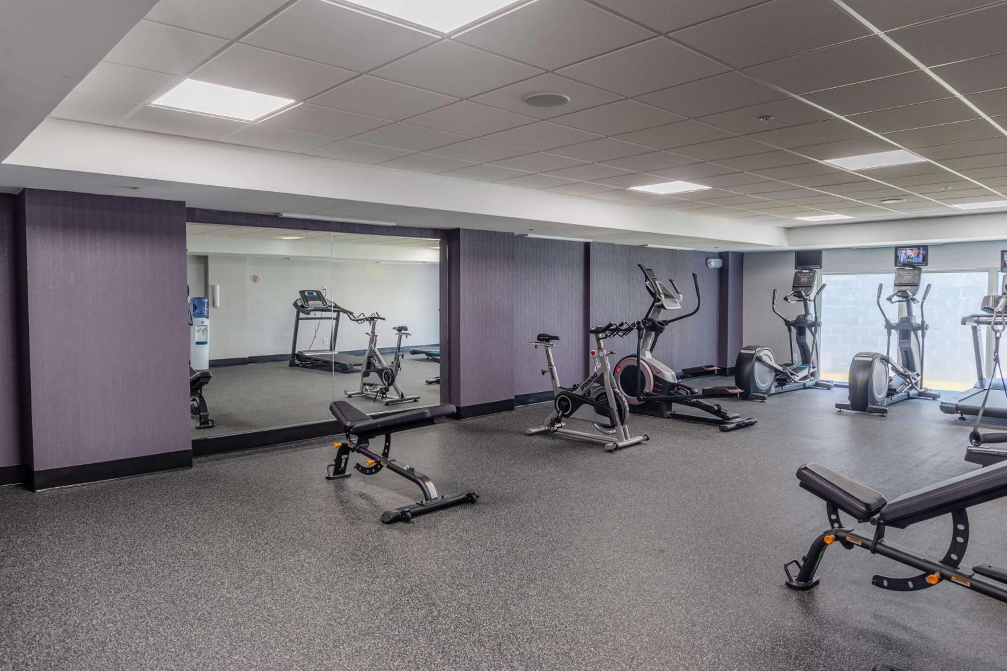 Tryp By Wyndham Savannah Ngoại thất bức ảnh
